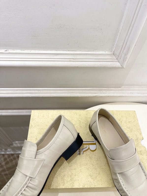 Лоферы женские фото 4