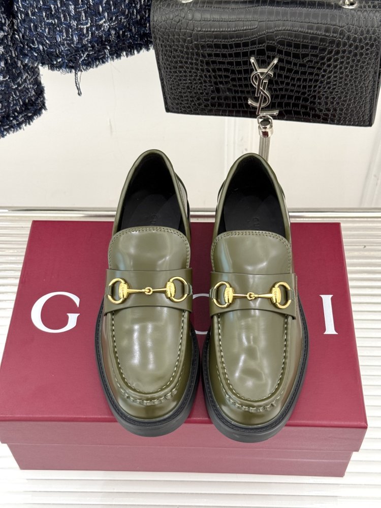 Лоферы женские фото 4