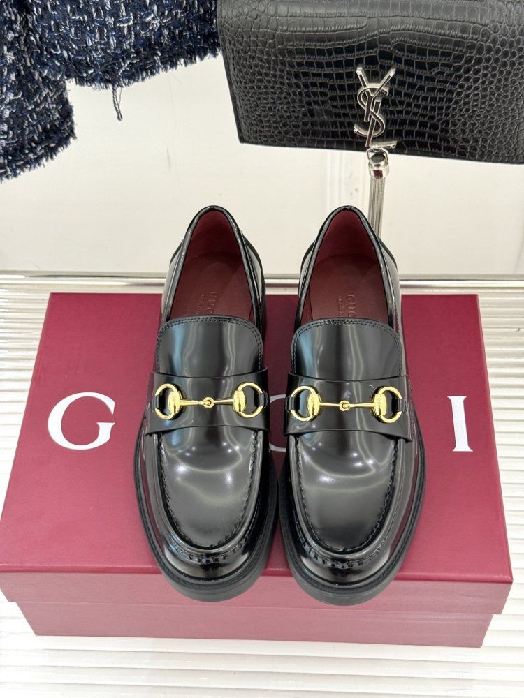 Лоферы женские фото 4