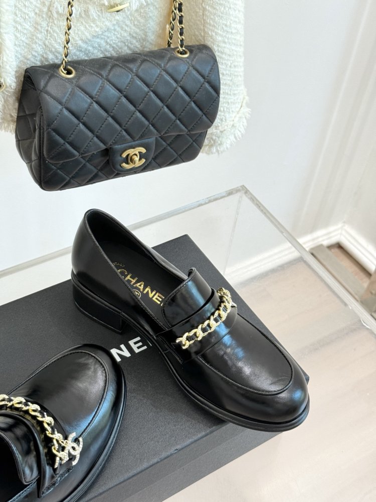 Лоферы женские фото 5