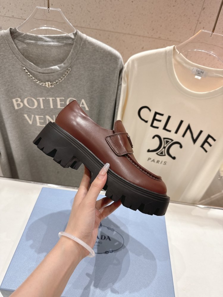 Лоферы женские фото 5