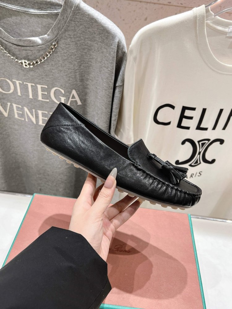 Лоферы жіночі фото 5