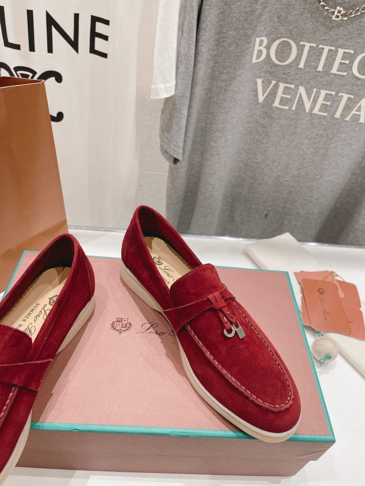 Лоферы жіночі фото 5