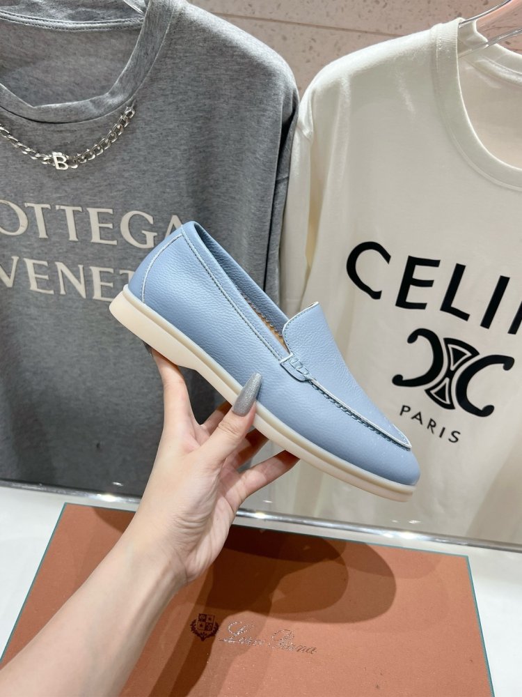 Лоферы жіночі фото 5