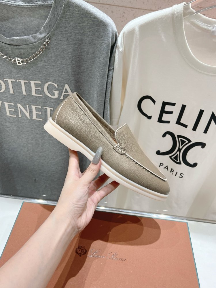 Лоферы женские фото 5