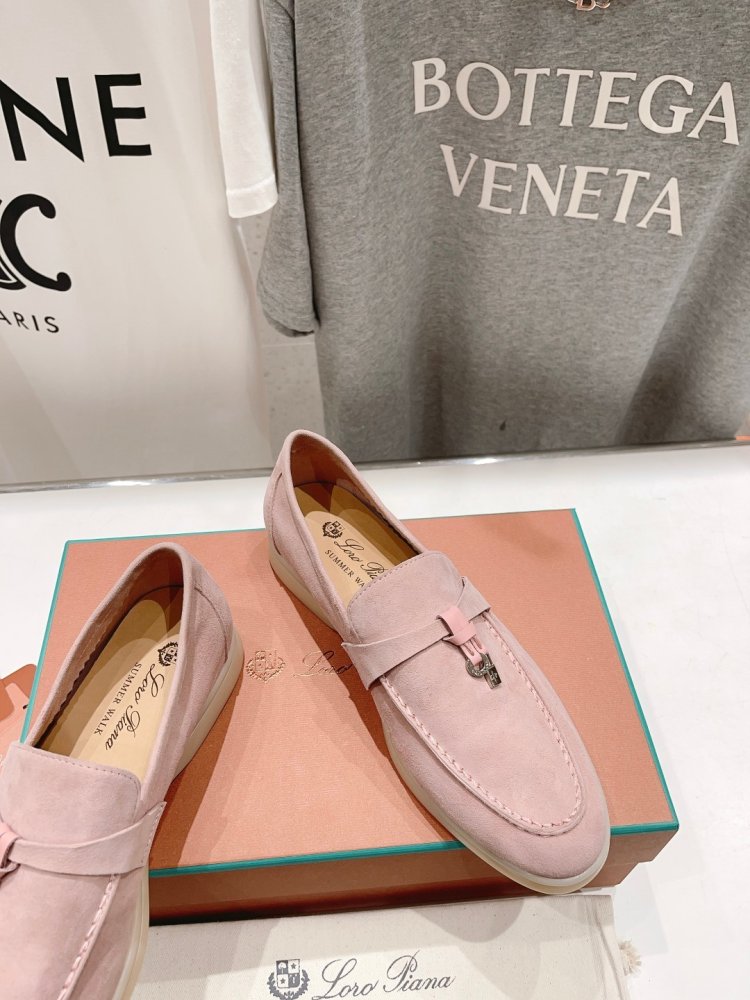 Лоферы женские фото 5