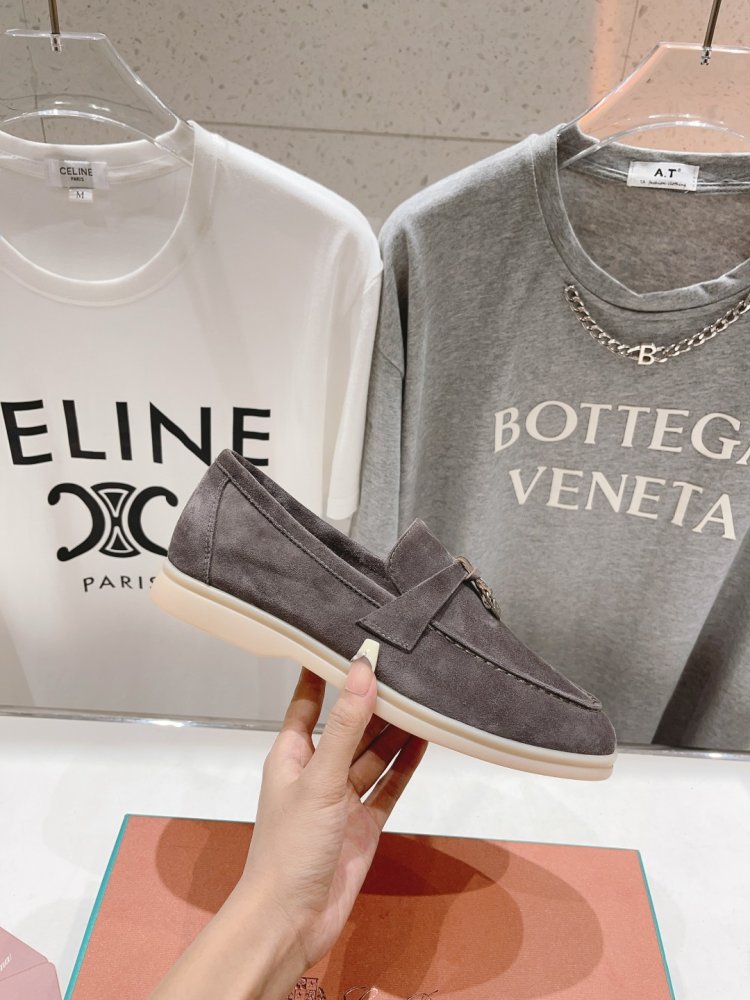 Лоферы женские фото 5