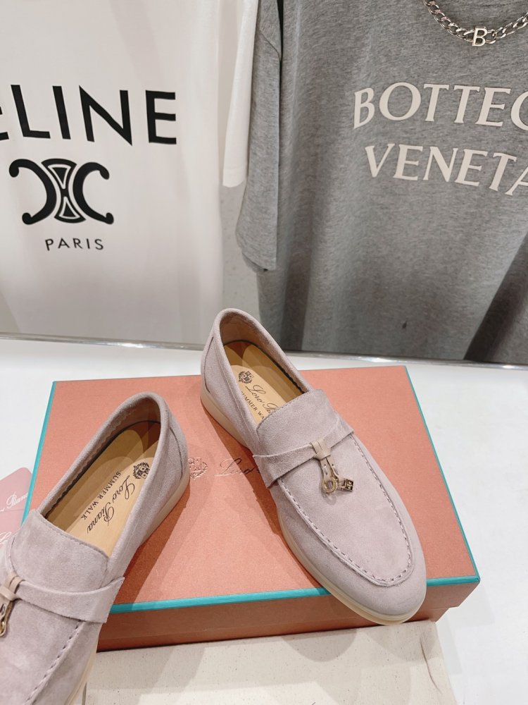 Лоферы женские фото 5