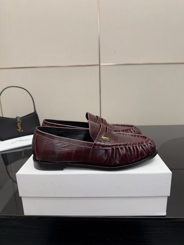 Лоферы женские фото 5