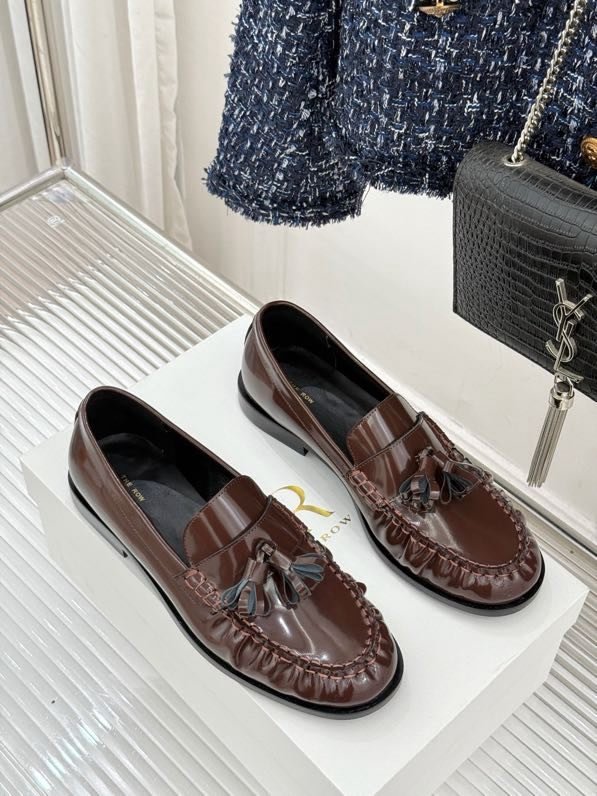 Лоферы женские фото 5