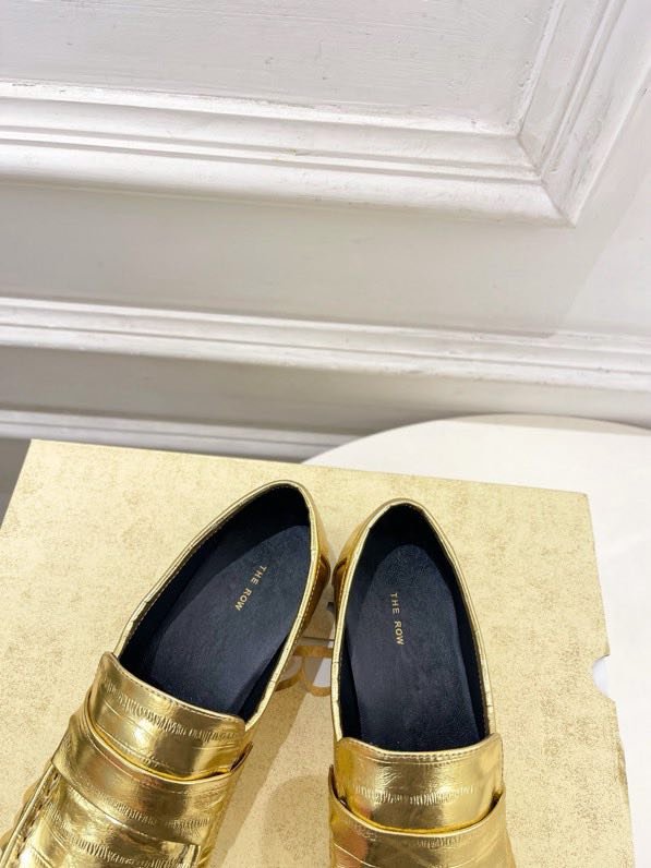 Лоферы женские фото 5