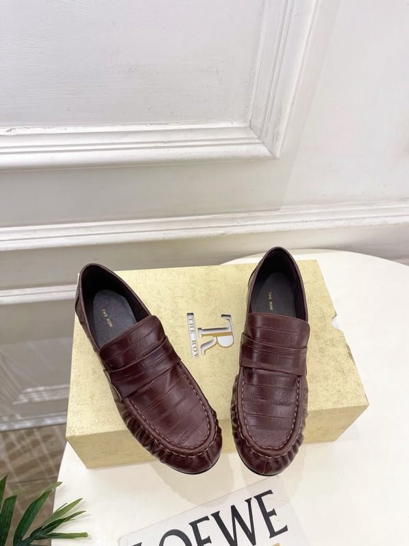 Лоферы женские фото 5