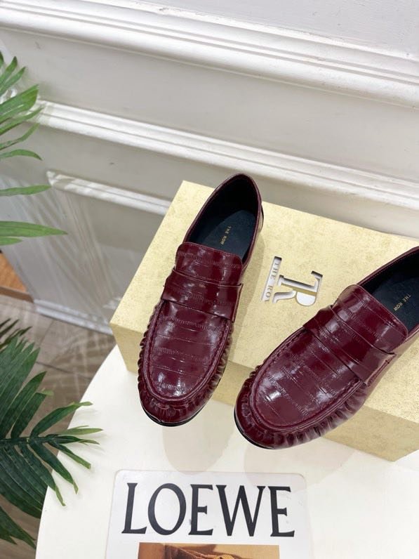 Лоферы женские фото 5