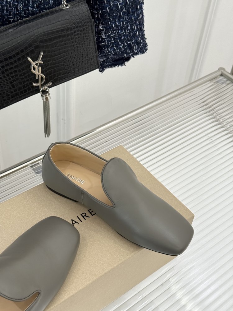 Лоферы жіночі фото 5