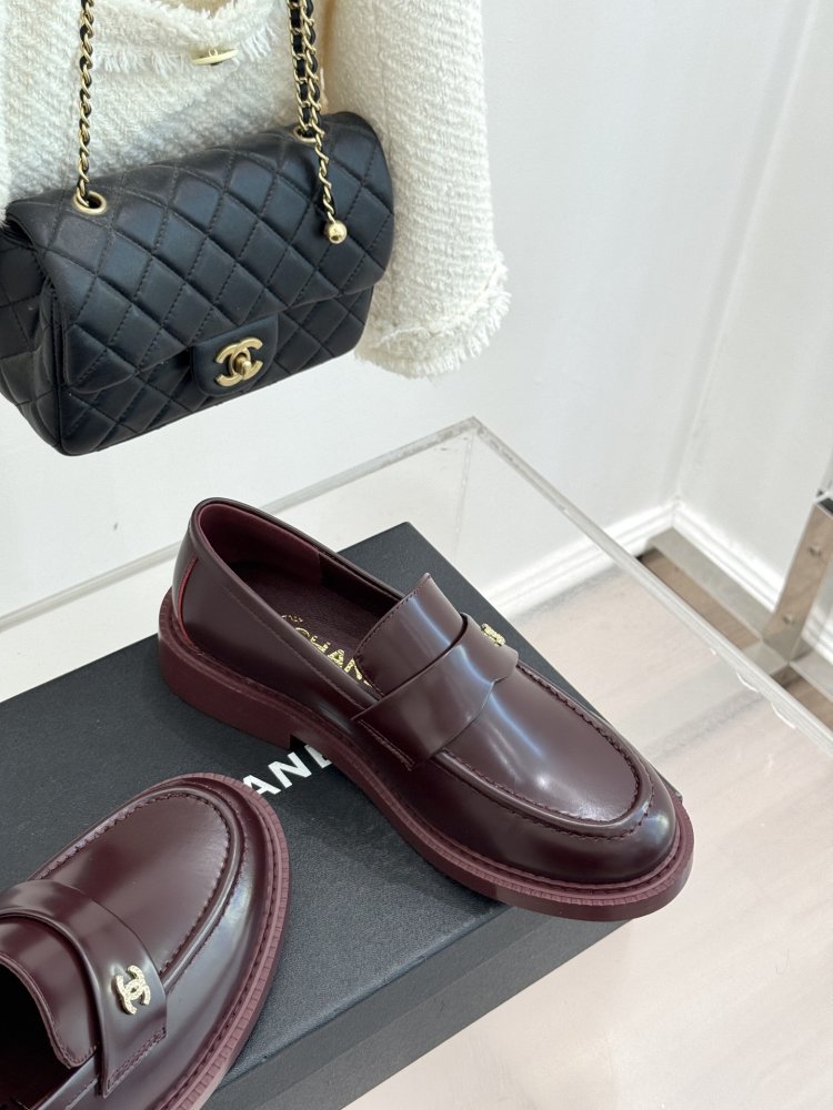 Лоферы жіночі фото 5