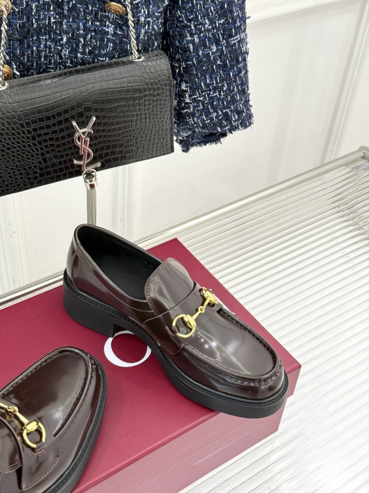 Лоферы женские фото 5