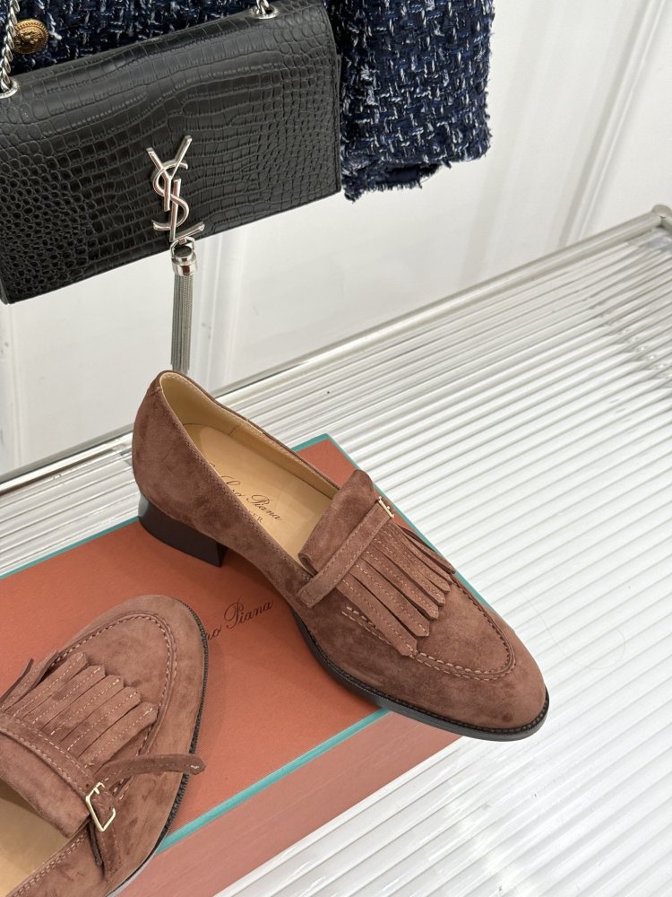 Лоферы женские фото 5