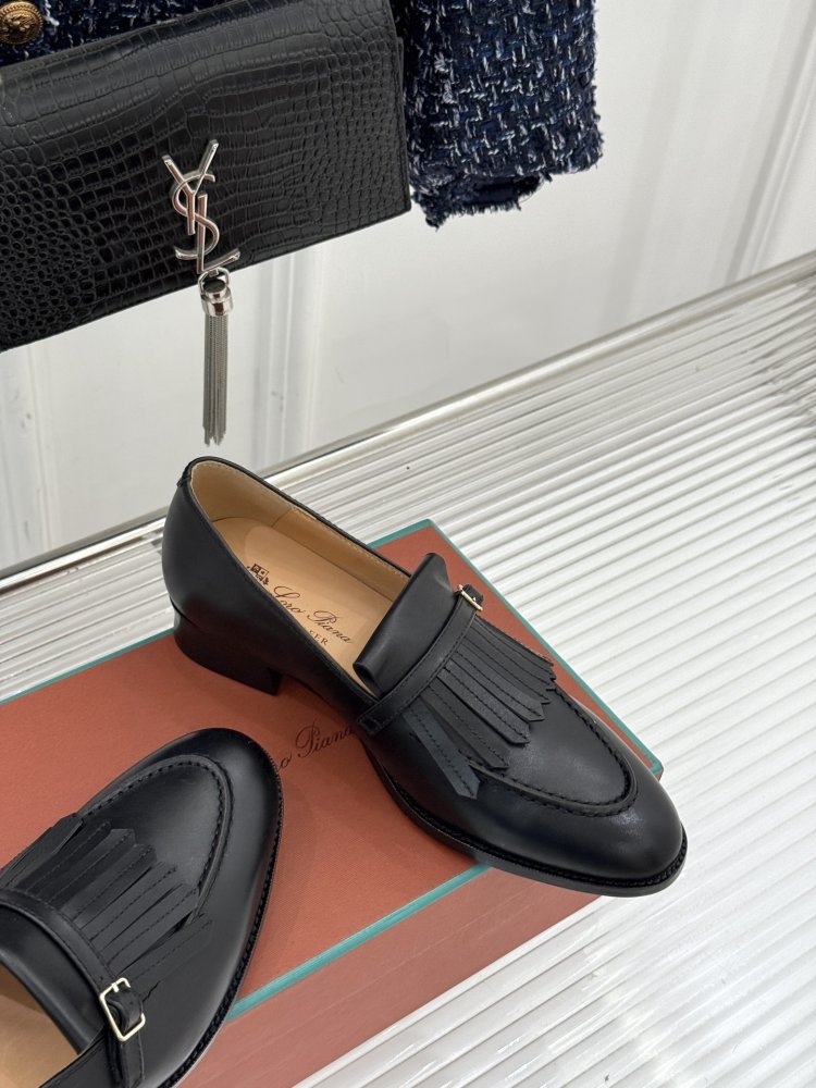 Лоферы женские фото 5