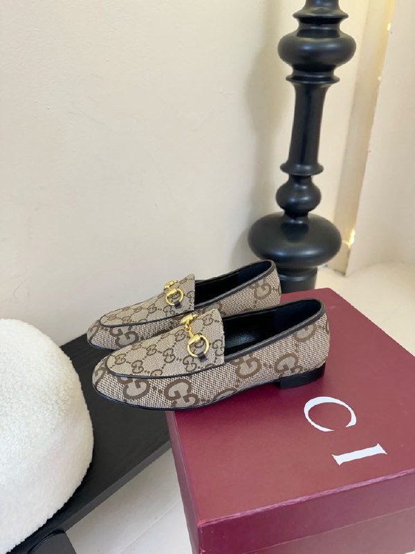 Лоферы женские фото 6