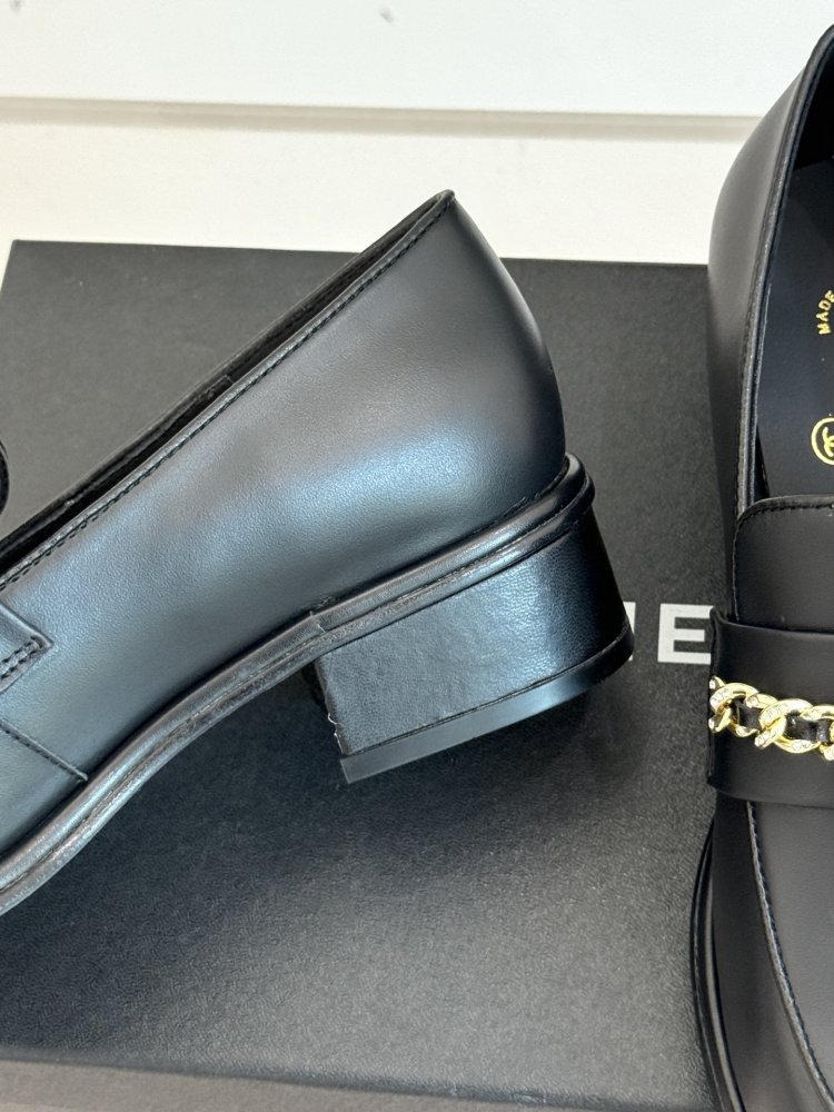 Лоферы женские фото 6