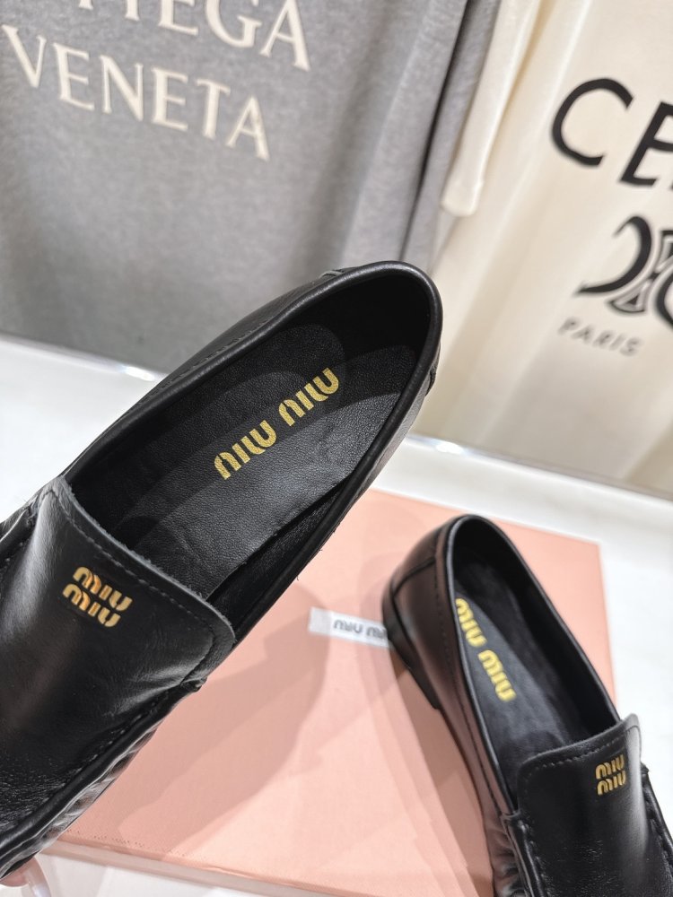 Лоферы женские фото 6