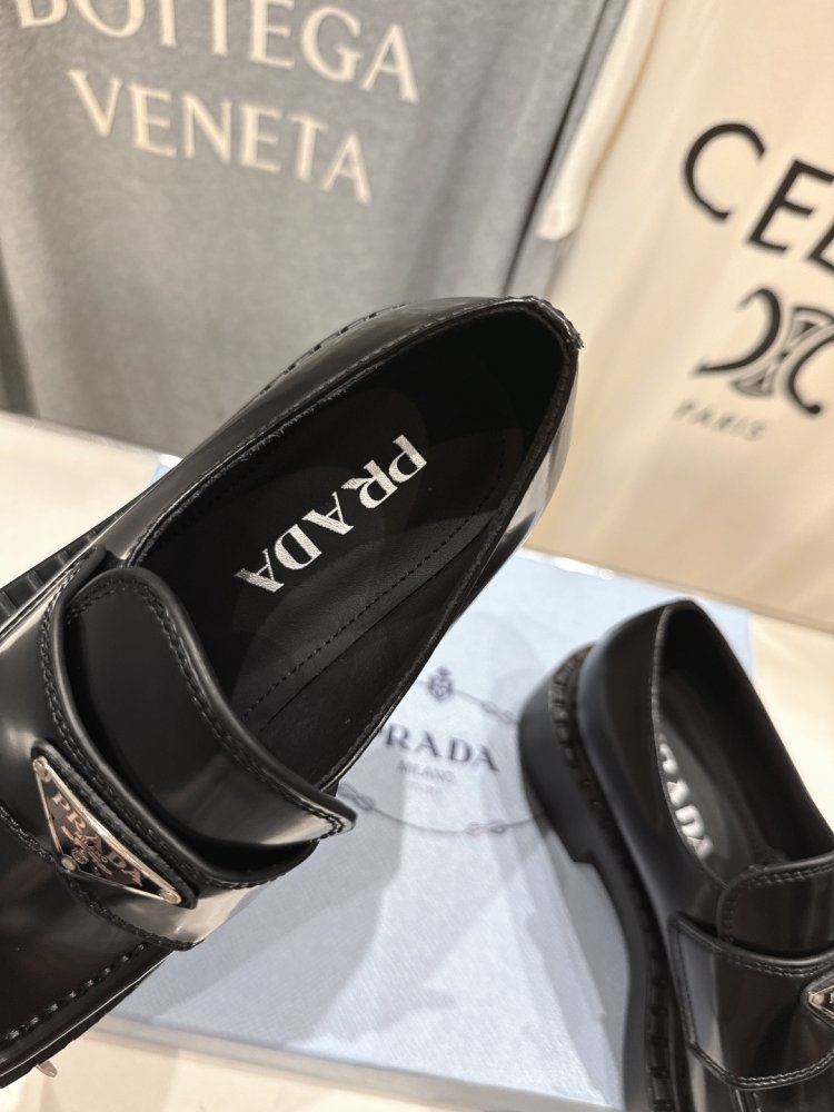 Лоферы женские фото 6