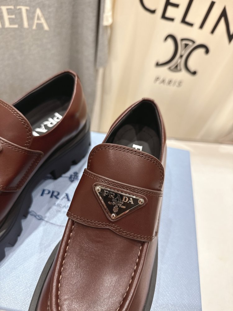 Лоферы женские фото 6