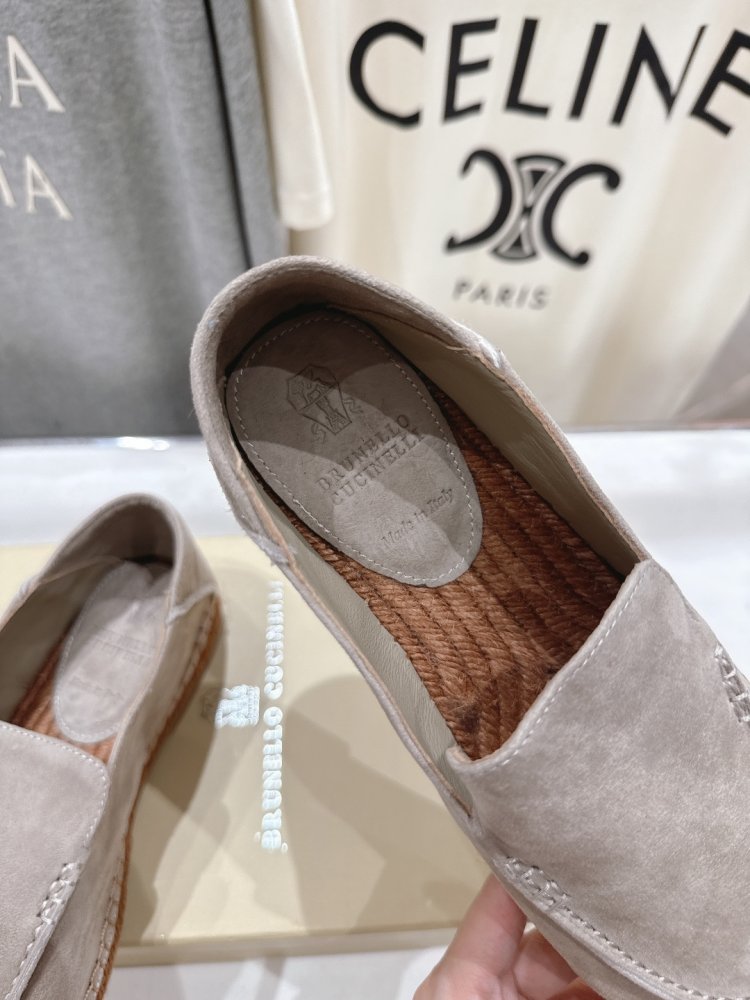 Лоферы женские фото 6