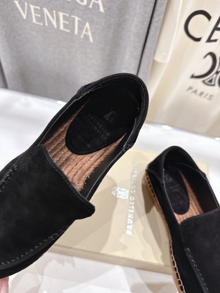 Лоферы женские фото 6