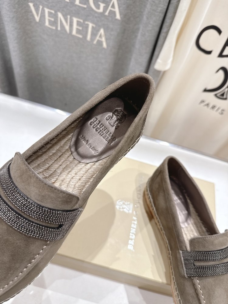 Лоферы жіночі фото 6