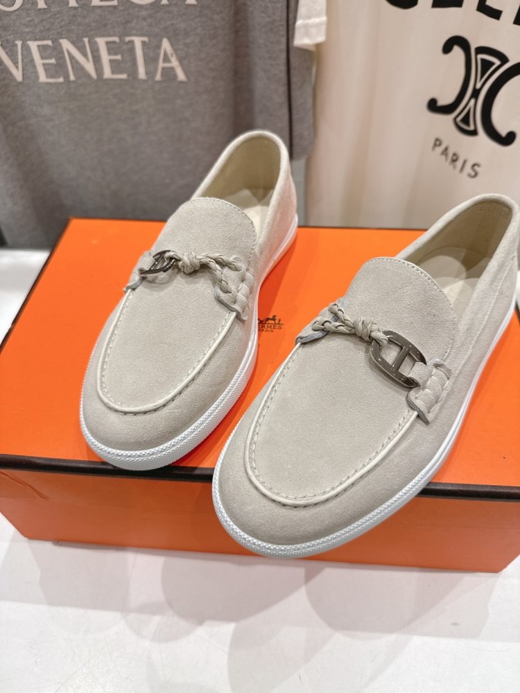 Лоферы жіночі фото 6