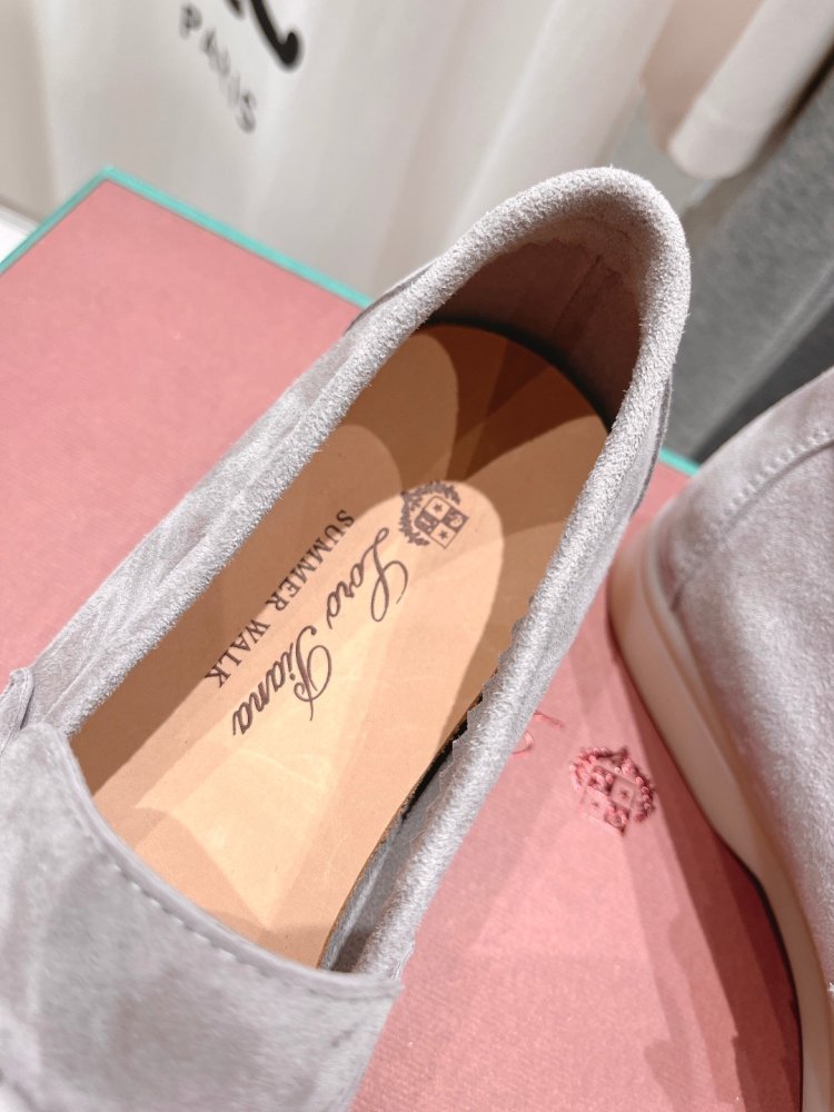 Лоферы жіночі фото 6