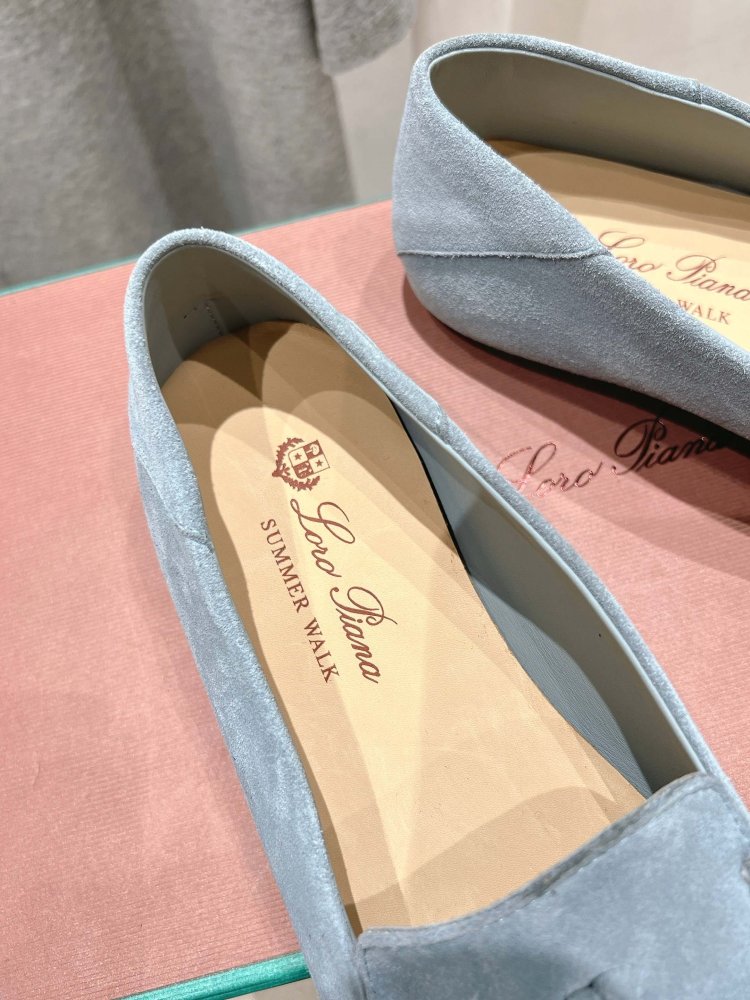 Лоферы жіночі фото 6