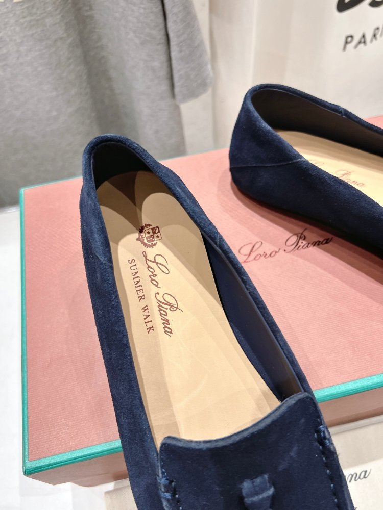 Лоферы жіночі фото 6