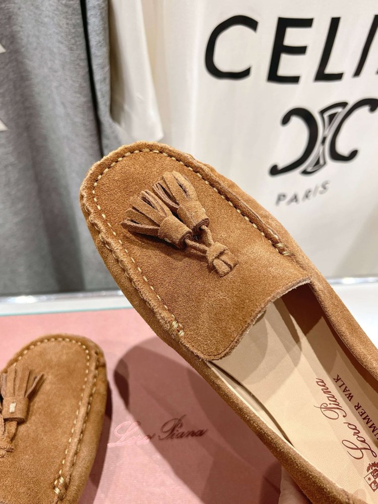 Лоферы жіночі фото 6