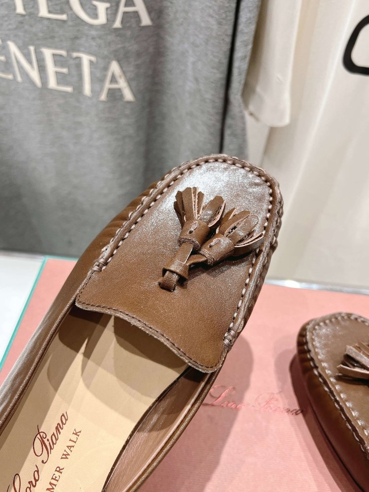 Лоферы жіночі фото 6