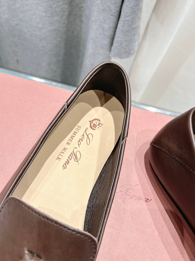 Лоферы жіночі фото 6