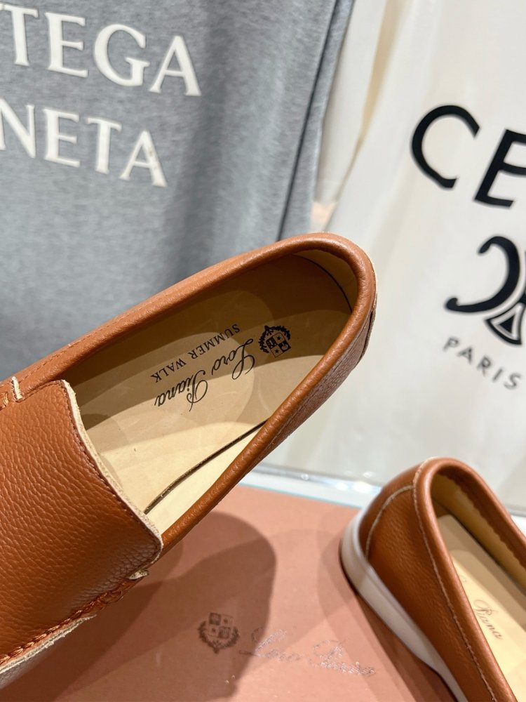 Лоферы жіночі фото 6