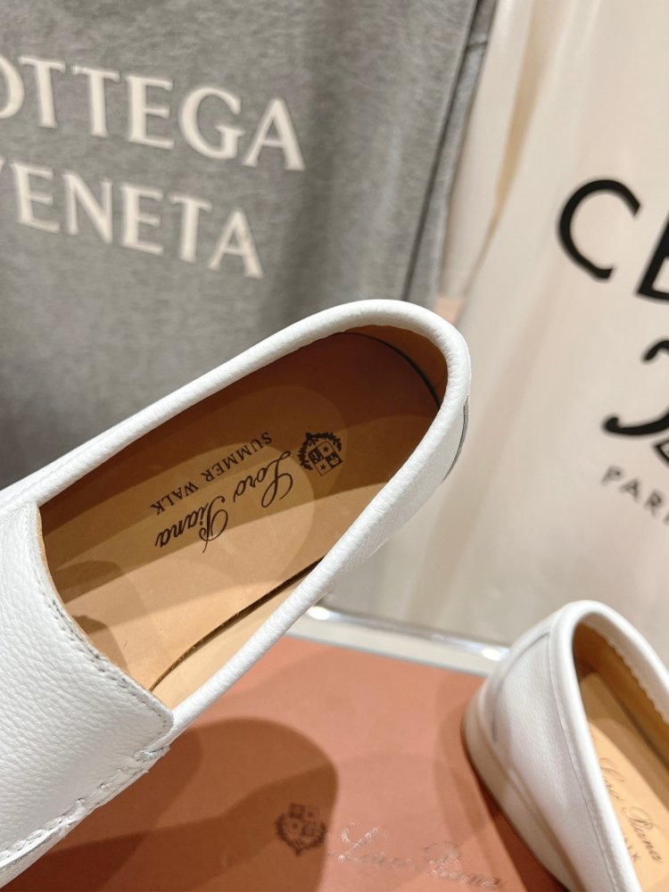 Лоферы жіночі фото 6