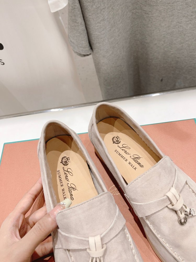 Лоферы женские фото 6