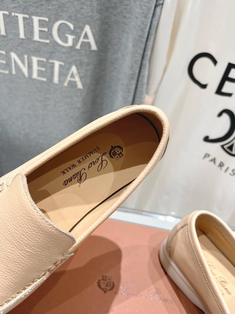 Лоферы женские фото 6