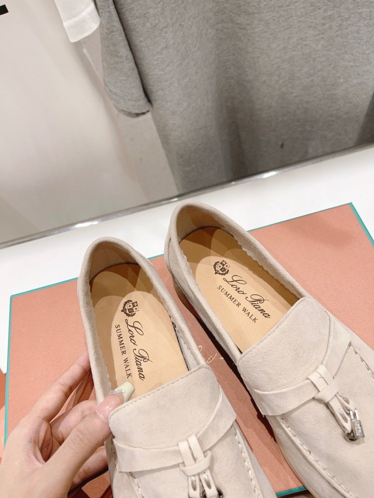 Лоферы женские фото 6