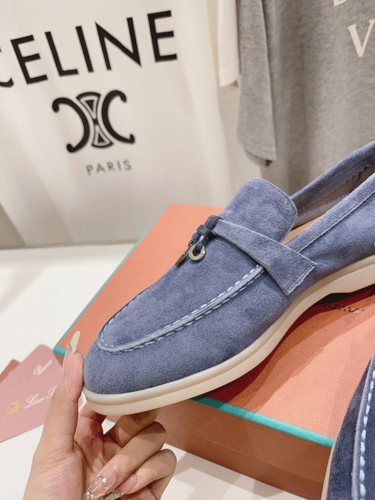 Лоферы женские фото 6