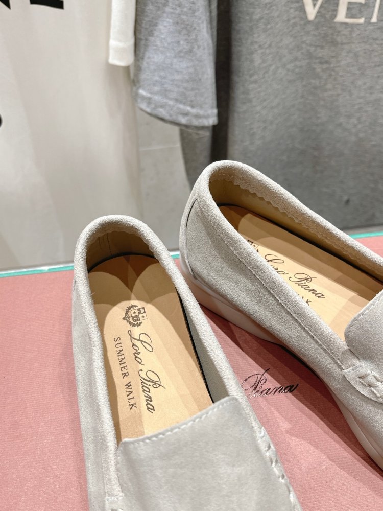 Лоферы женские фото 6