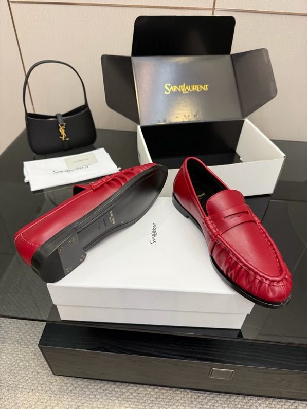 Лоферы женские фото 6