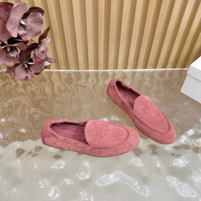 Лоферы женские фото 6