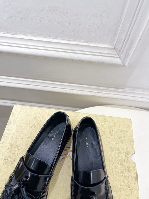 Лоферы женские фото 6