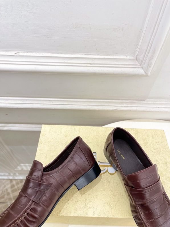 Лоферы женские фото 6