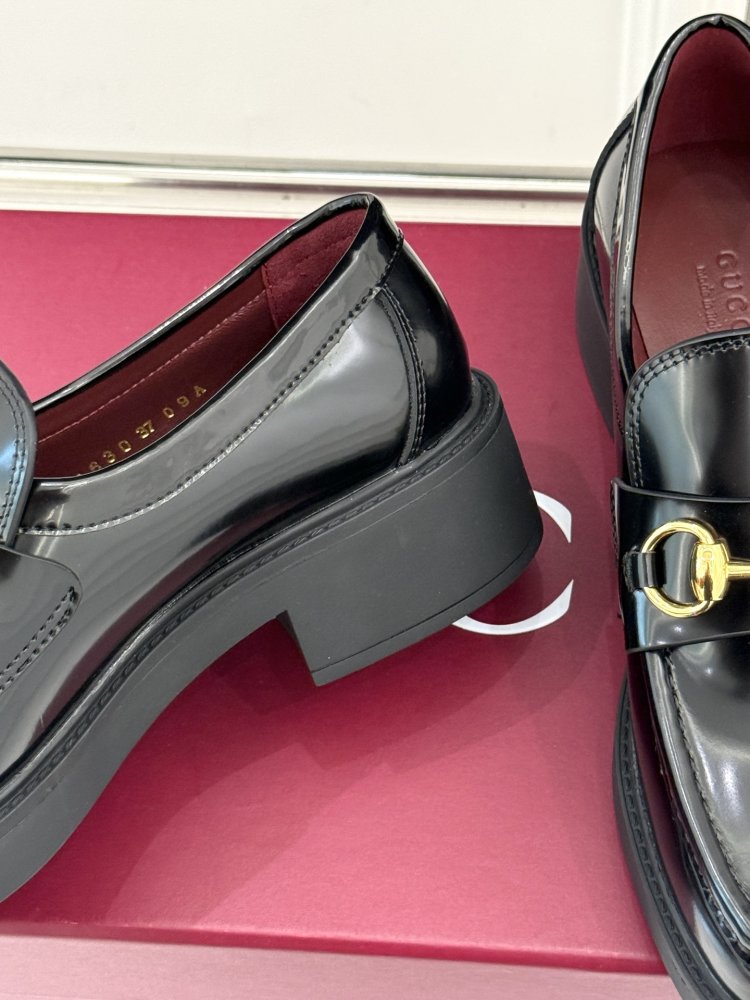 Лоферы женские фото 6