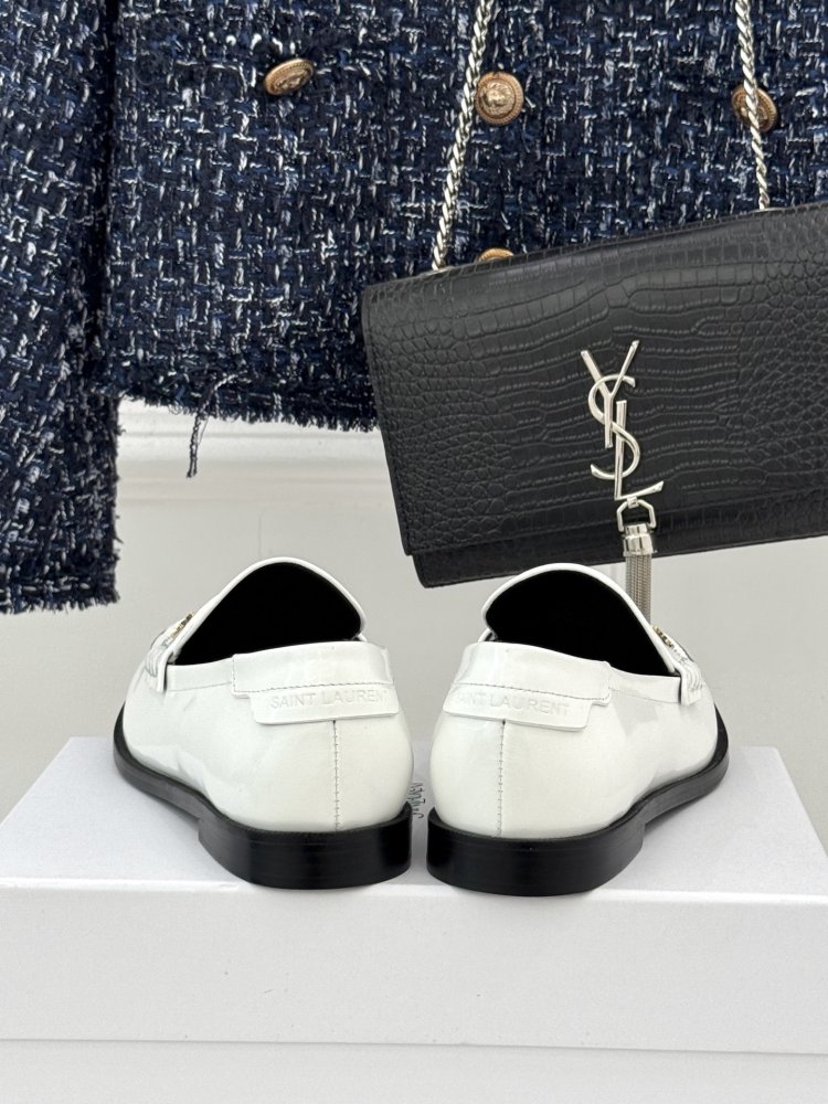 Лоферы женские фото 6